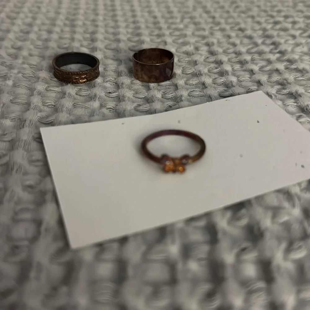 3 Copper Rings - Picture 4 of 5